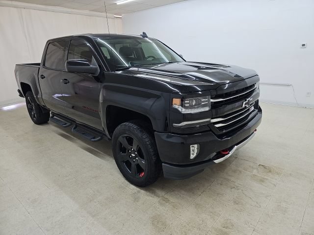 Used 2018 Chevrolet Silverado 1500 LTZ Z71 w/ Redline Edition AWD/4WD image 13