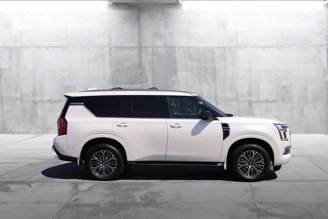 Used 2025 Nissan Armada SL w/ Captain's Chari Seat Package AWD/4WD image 5