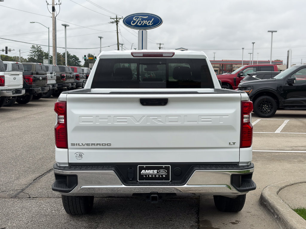Used 2024 Chevrolet Silverado 1500 LT w/ Leather Package AWD/4WD image 5