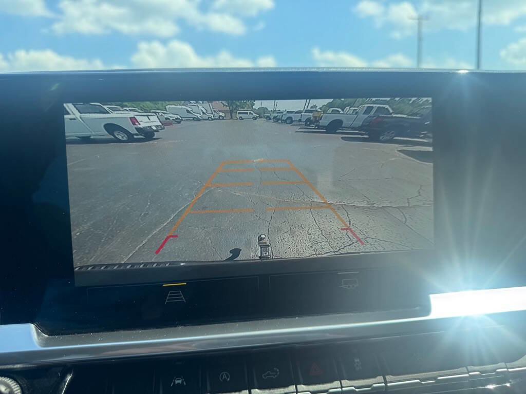 Used 2023 Chevrolet Silverado 1500 RST w/ Redline Edition image 18