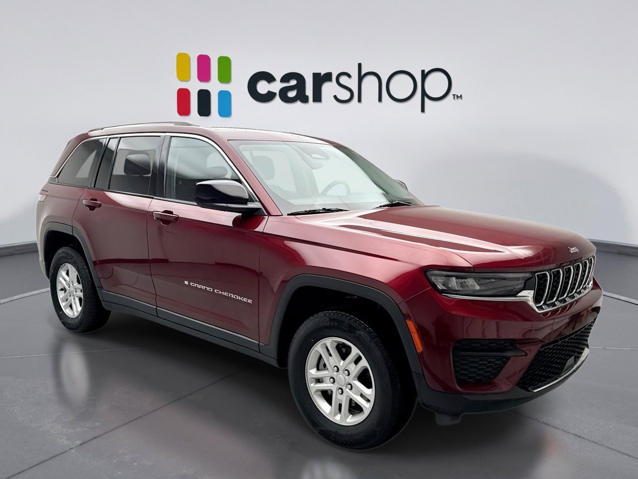 Used 2023 Jeep Grand Cherokee Laredo image 7