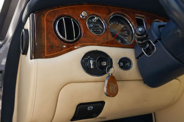 Used 2000 Rolls-Royce Silver Seraph image 35