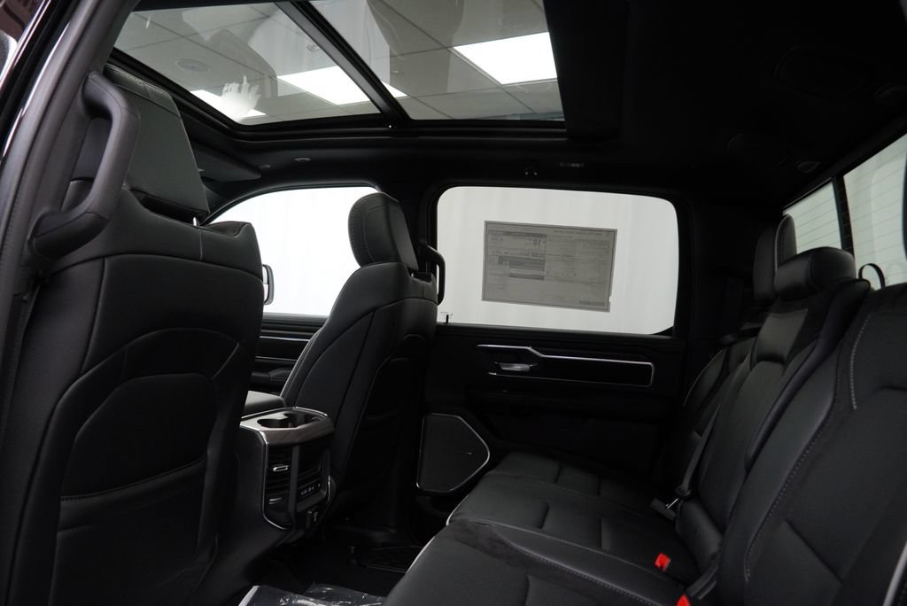 New 2027 RAM 1500 Laramie AWD/4WD image 18