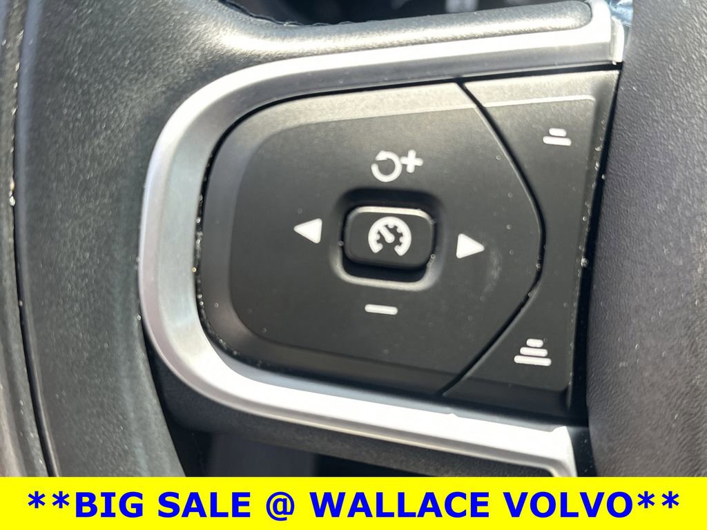 Used 2021 Volvo XC60 T5 Momentum w/ Climate Package AWD/4WD image 23
