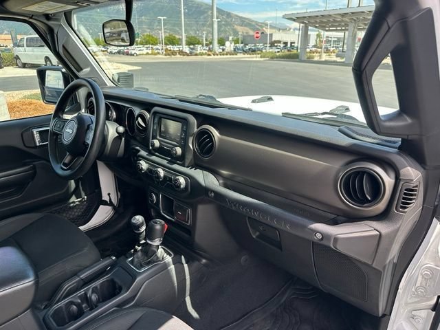 Used 2018 Jeep Wrangler Unlimited Sport AWD/4WD image 33