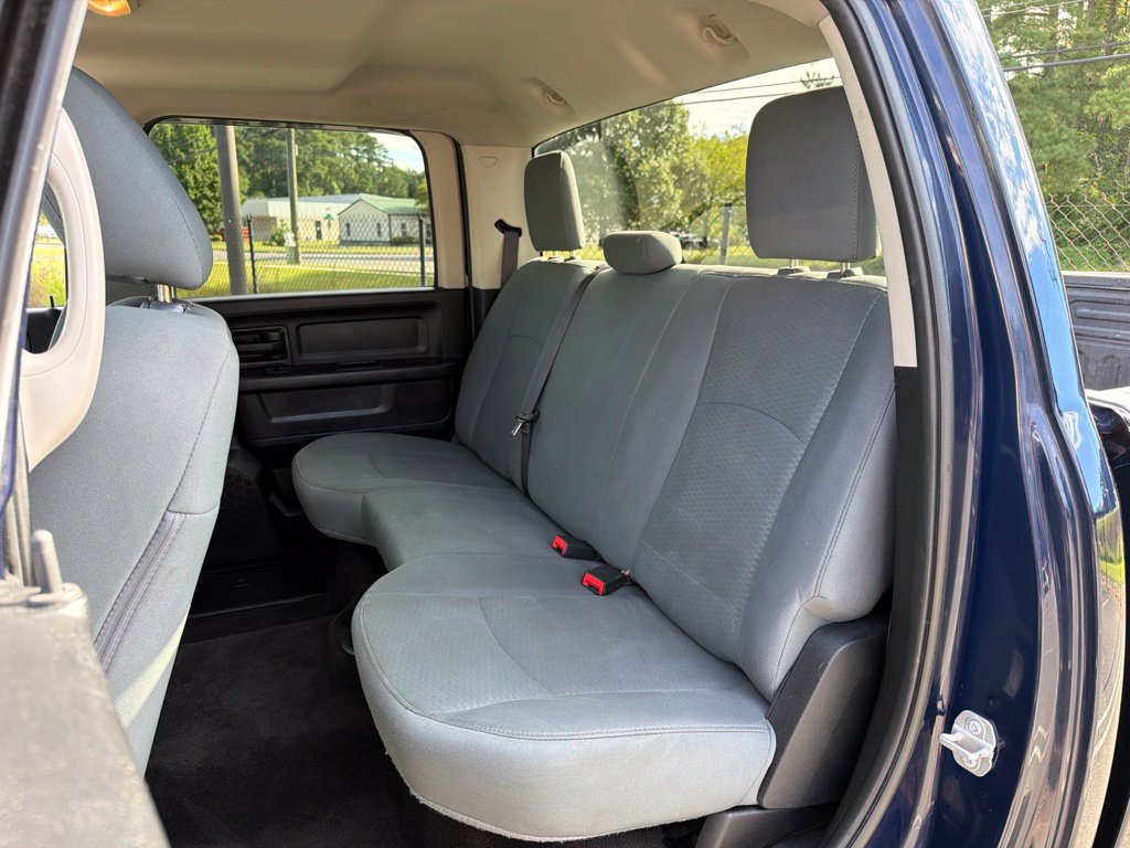 Used 2018 RAM 2500 Tradesman w/ Chrome Appearance Group AWD/4WD image 18