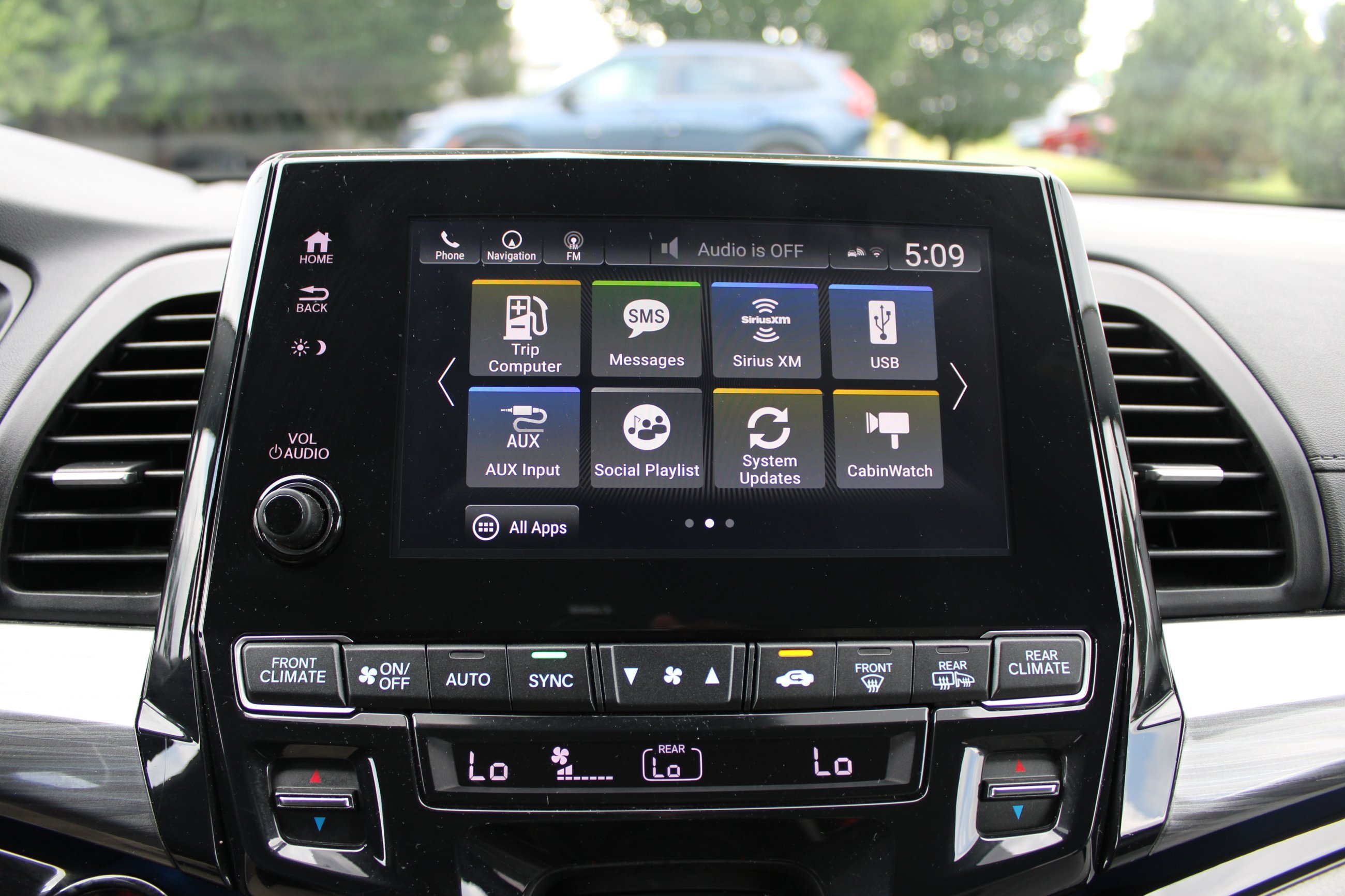 Used 2023 Honda Odyssey Elite image 29