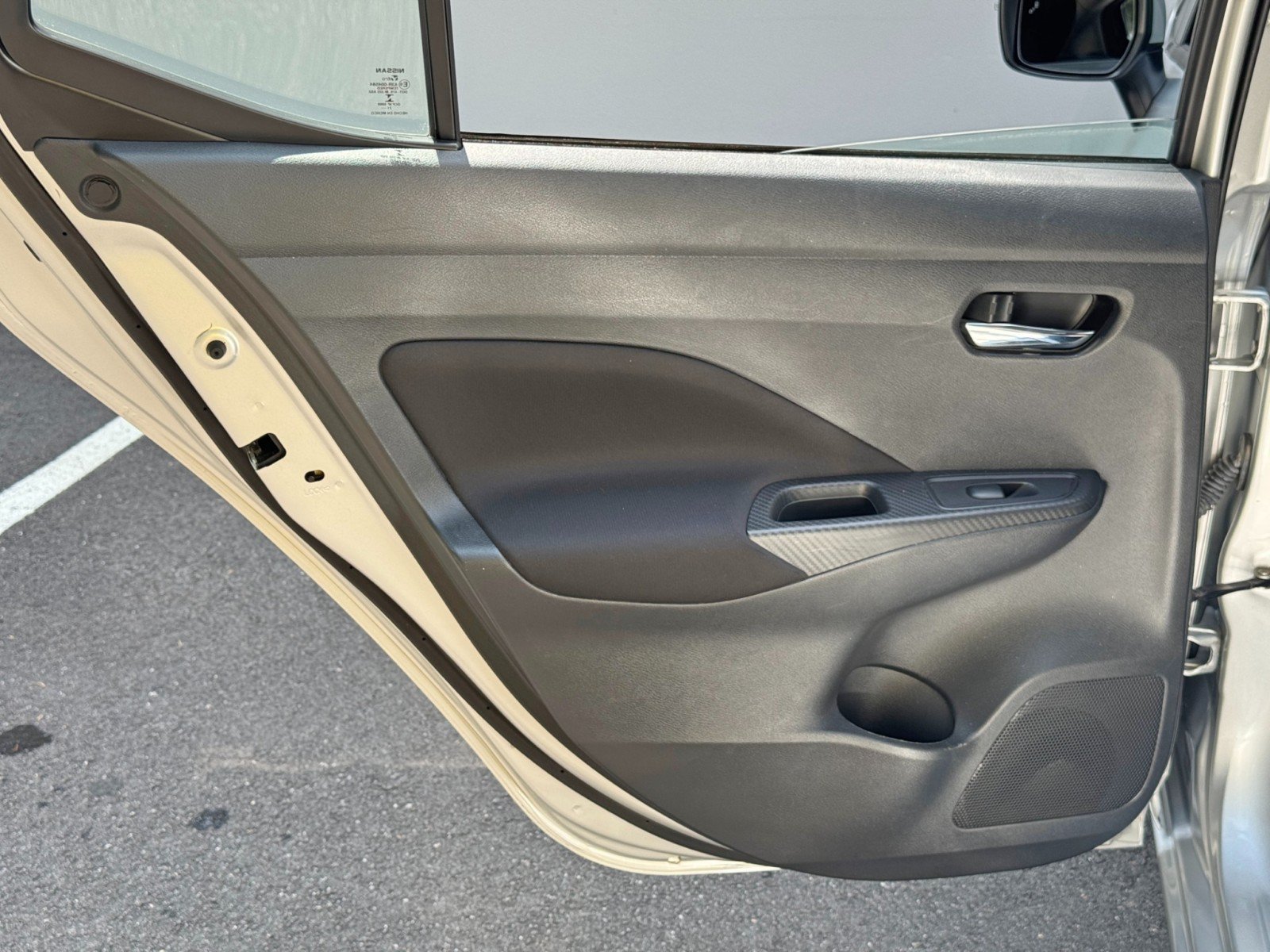 Used 2021 Nissan Versa SV FWD image 35