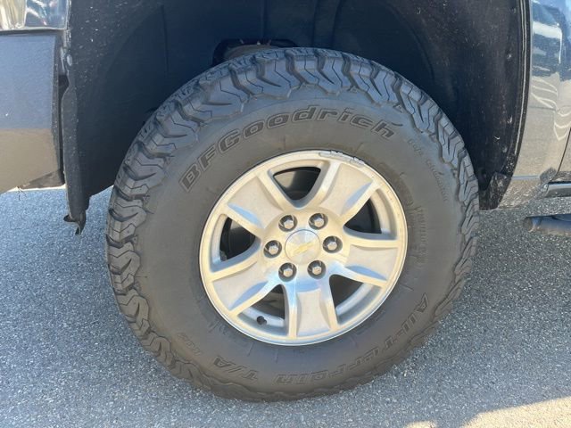 Used 2019 Chevrolet Silverado 1500 LT AWD/4WD image 8