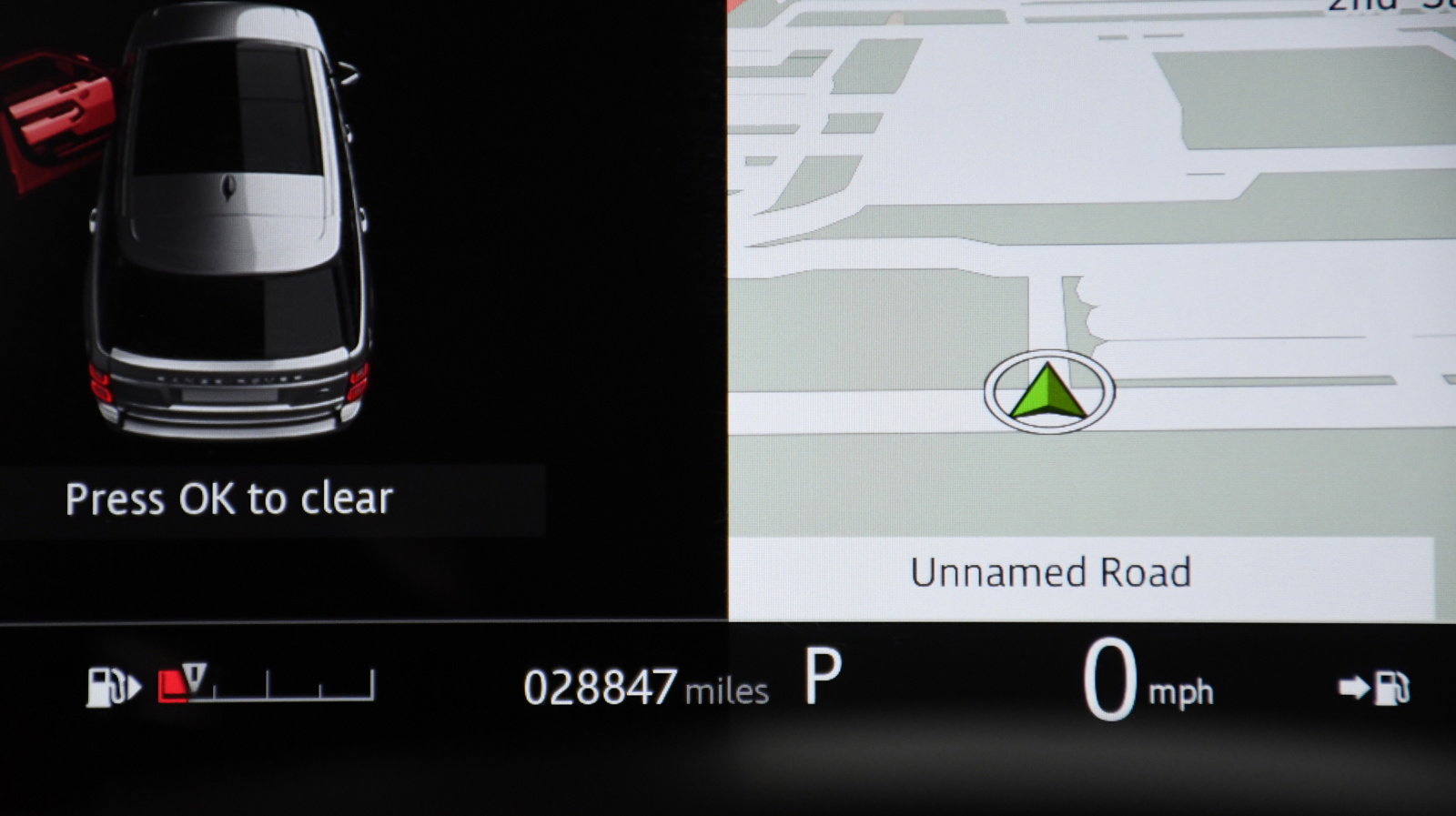 Used 2021 Land Rover Range Rover Westminster Edition image 14