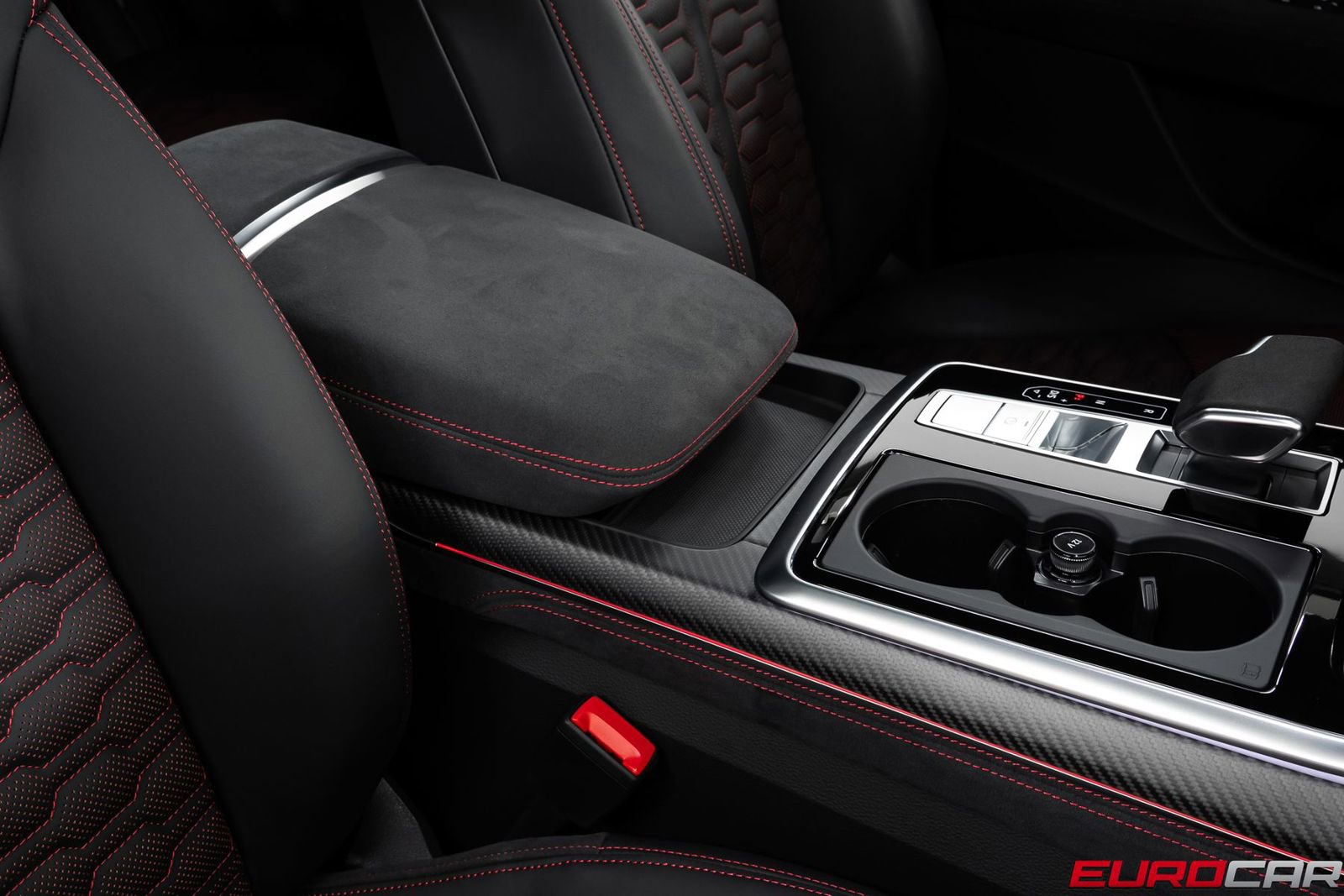 Used 2026 Audi RS Q8 performance image 38