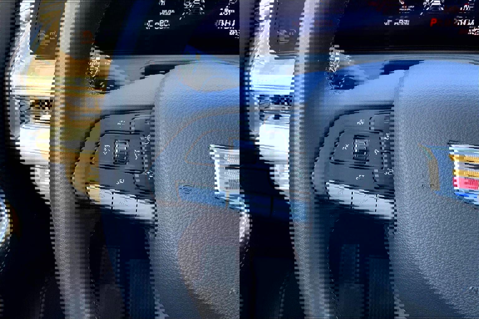 Used 2024 Cadillac XT4 Premium Luxury w/ Technology Package image 19