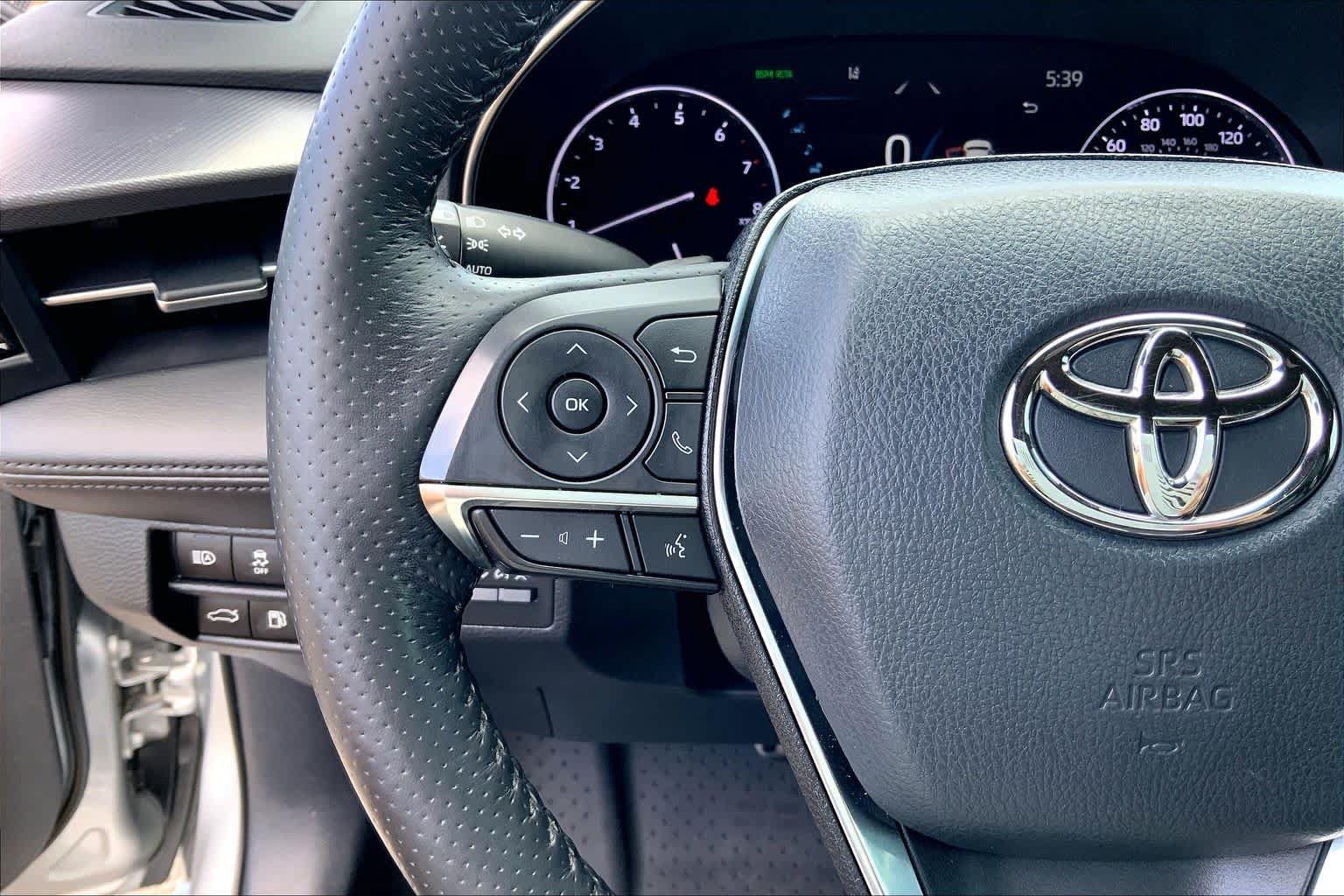 Used 2021 Toyota Avalon Touring FWD image 24