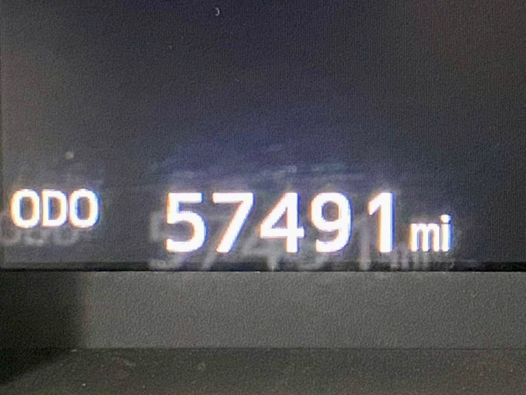 Used 2017 Toyota Tundra SR5 w/ SR5 Upgrade Package AWD/4WD image 20