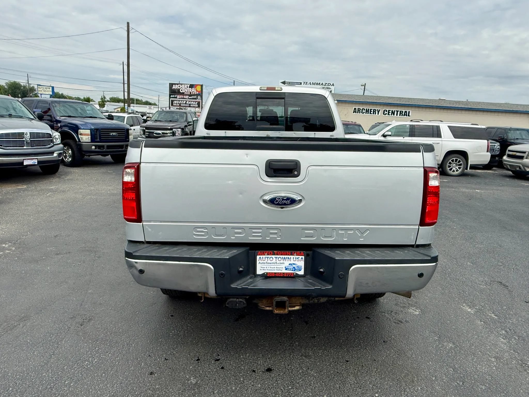 Used 2014 Ford F350 Lariat w/ Lariat Interior Package AWD/4WD image 4