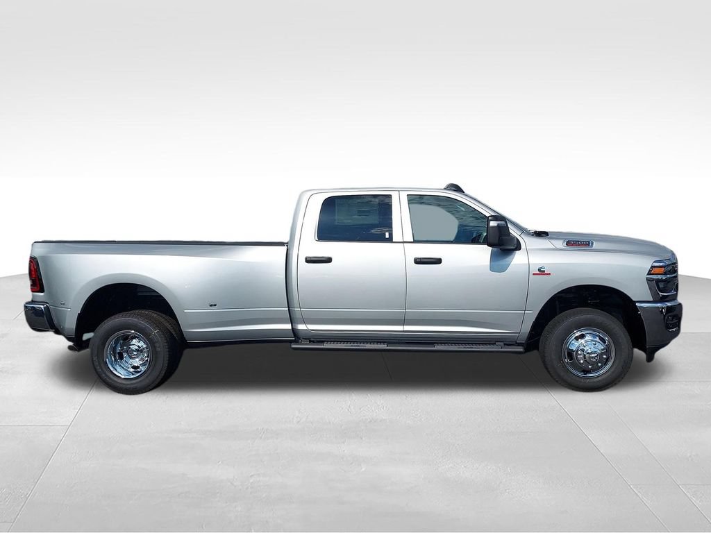 New 2027 RAM 3500 Tradesman AWD/4WD image 6
