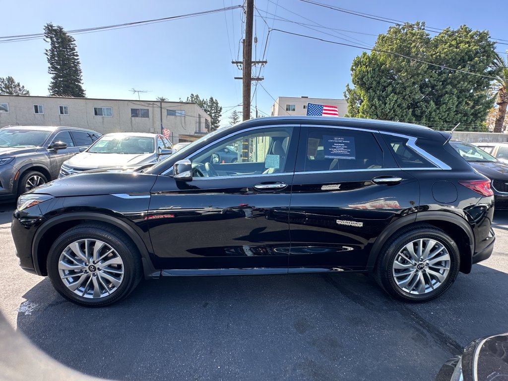 Used 2023 INFINITI QX50 Luxe FWD image 8