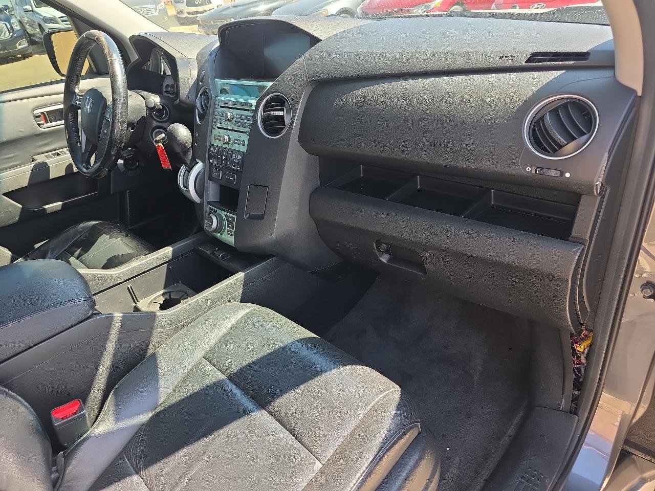 Used 2010 Honda Pilot Touring image 20