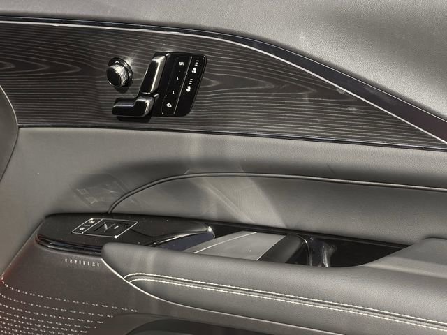 New 2026 Cadillac Lyriq Luxury image 23