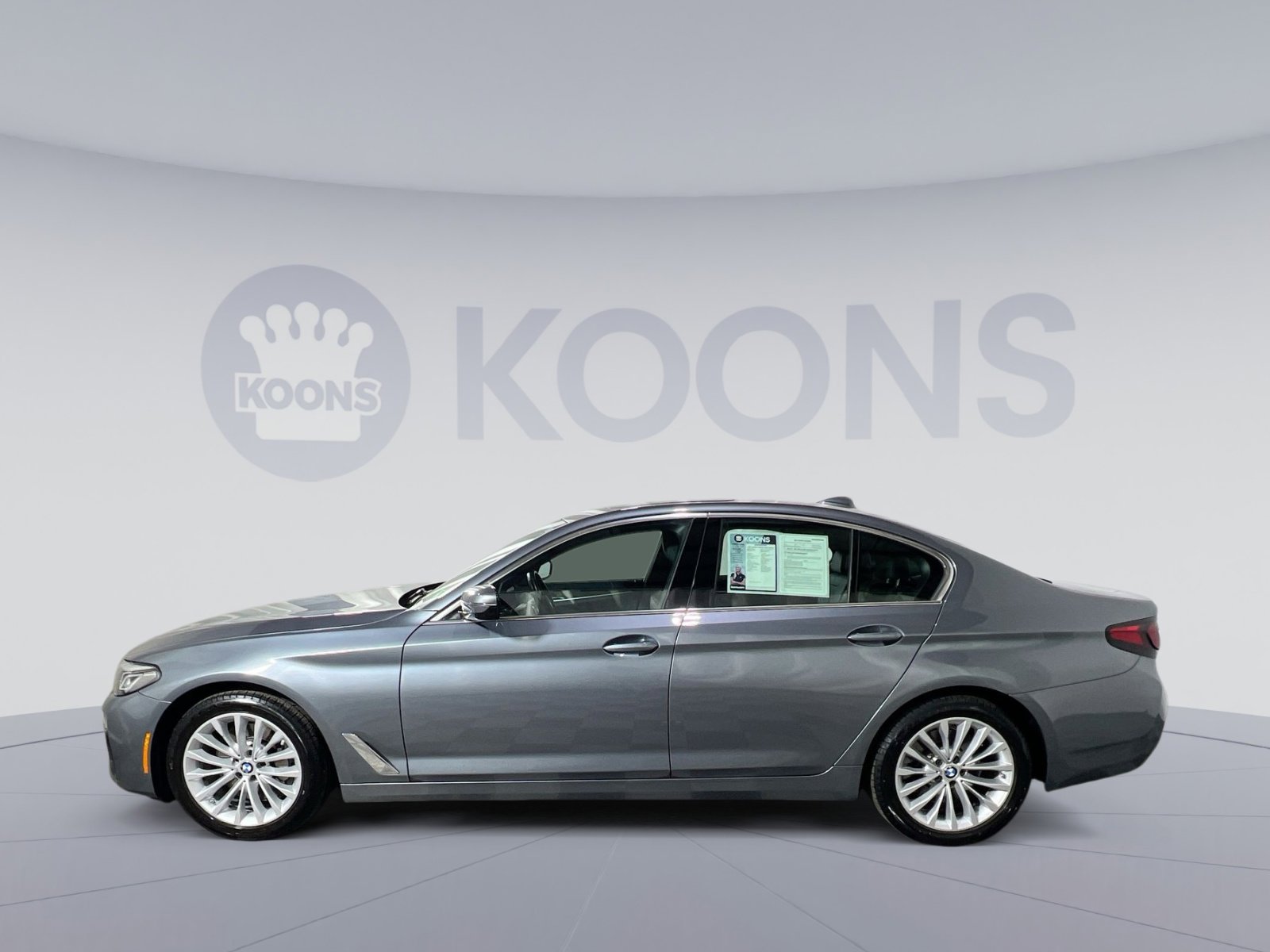 Used 2021 BMW 530i xDrive 530i xDrive image 2