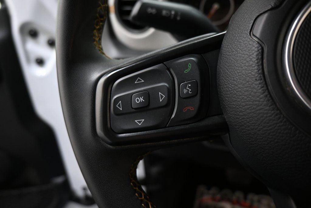 Used 2025 Jeep Gladiator Sport image 23