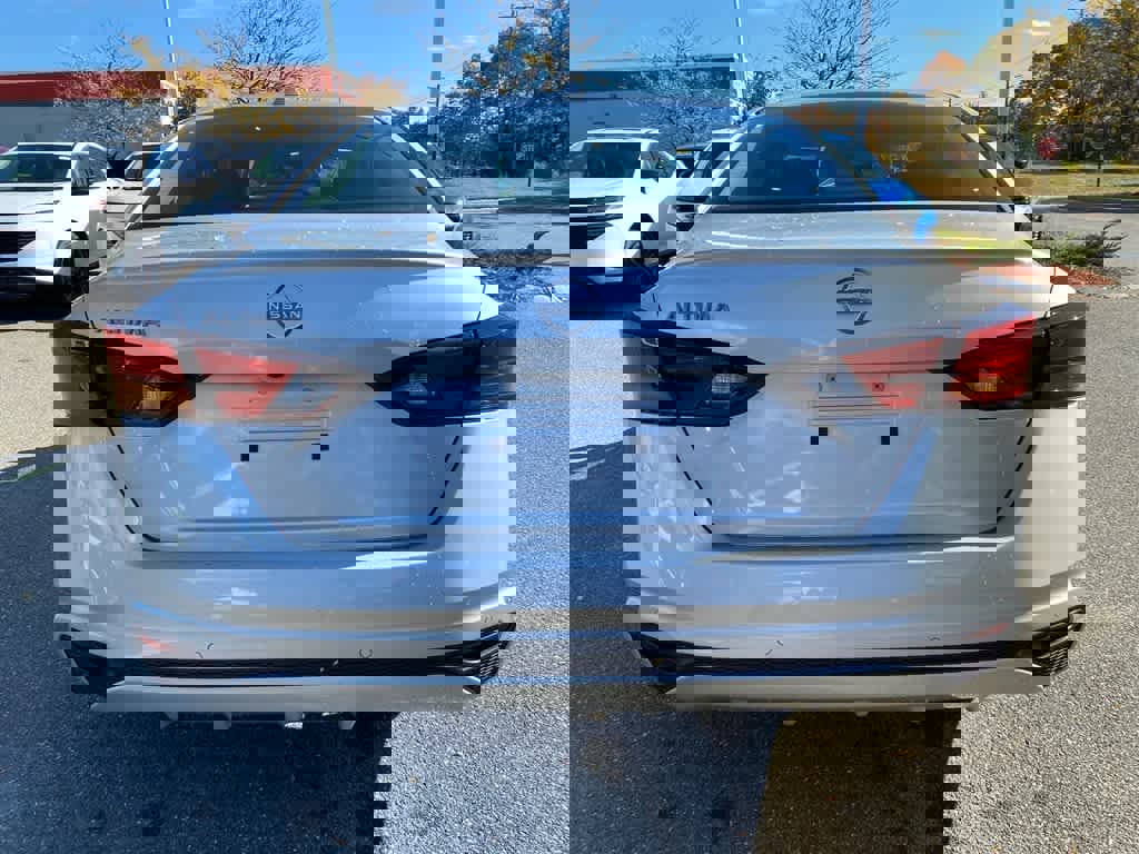 New 2025 Nissan Altima 2.5 SV image 5