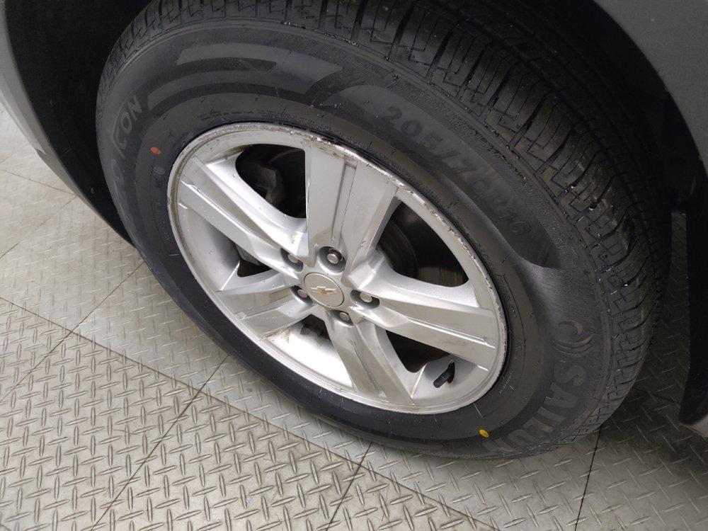 Used 2020 Chevrolet Trax LS w/ Tint and Cruise Package FWD image 31