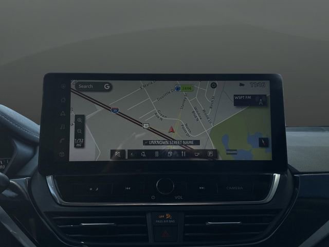 Used 2024 Nissan Altima 2.0 SR image 10