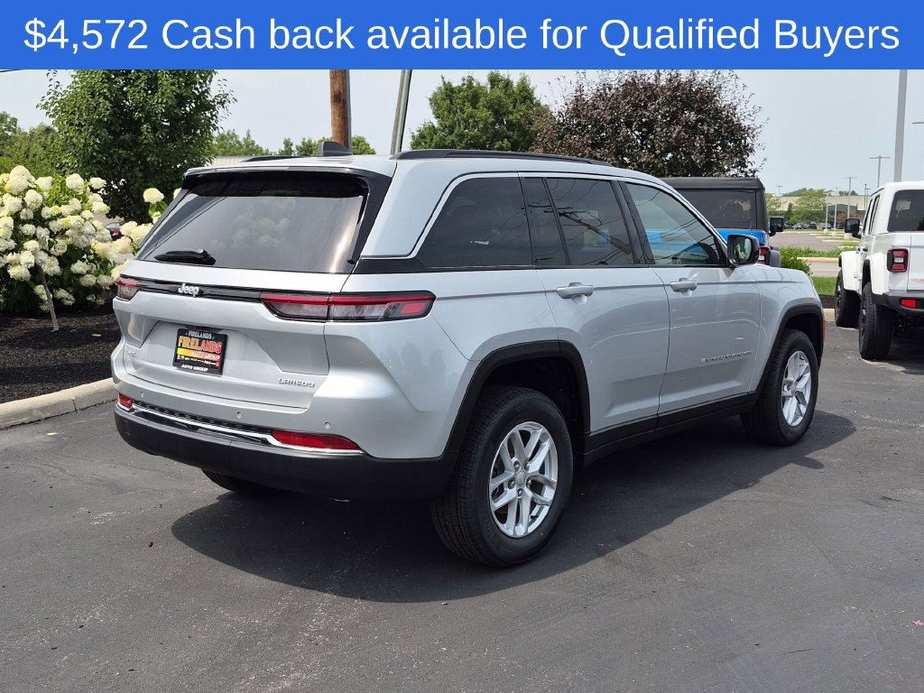 New 2026 Jeep Grand Cherokee Laredo X AWD/4WD image 3