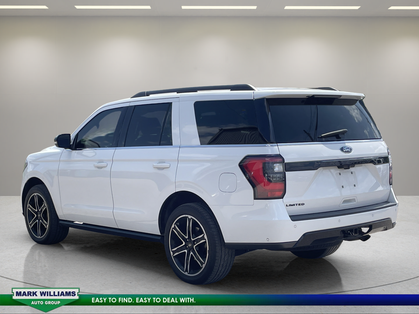 Used 2019 Ford Expedition Limited w/ Equipment Group 303A AWD/4WD image 6