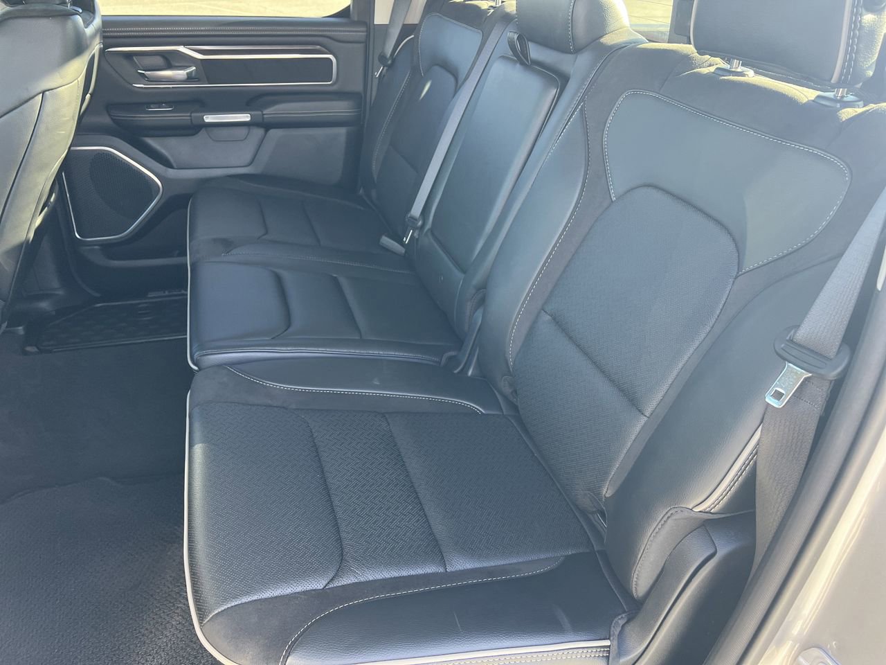 Used 2022 RAM 1500 Laramie image 28