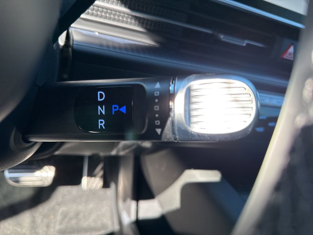 New 2025 Hyundai Ioniq 6 Limited image 33