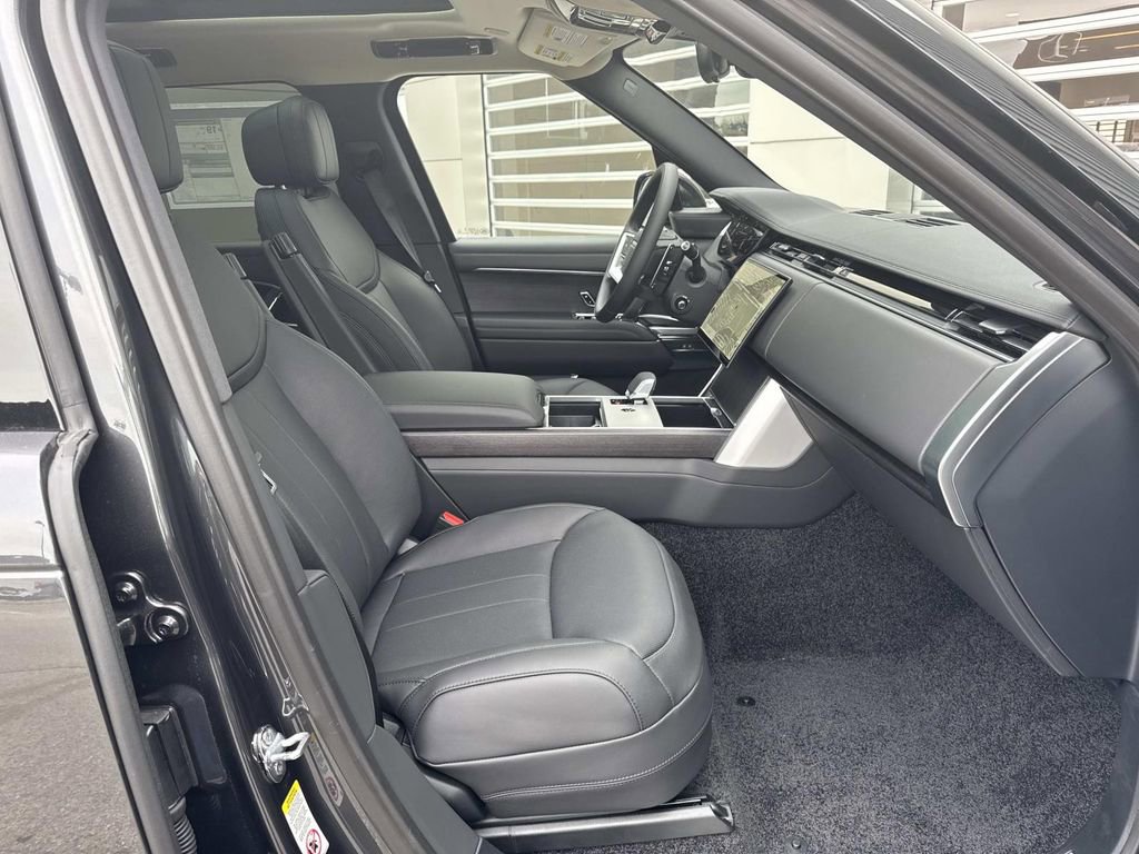 New 2026 Land Rover Range Rover SE AWD/4WD image 10
