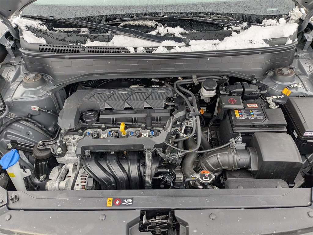 Used 2025 Hyundai Venue SEL image 37