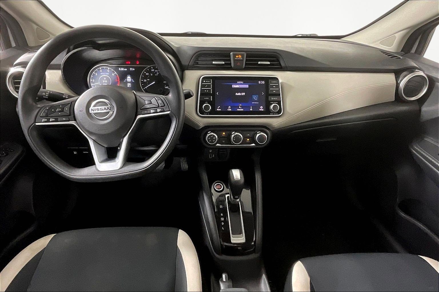 Certified 2020 Nissan Versa SV image 7