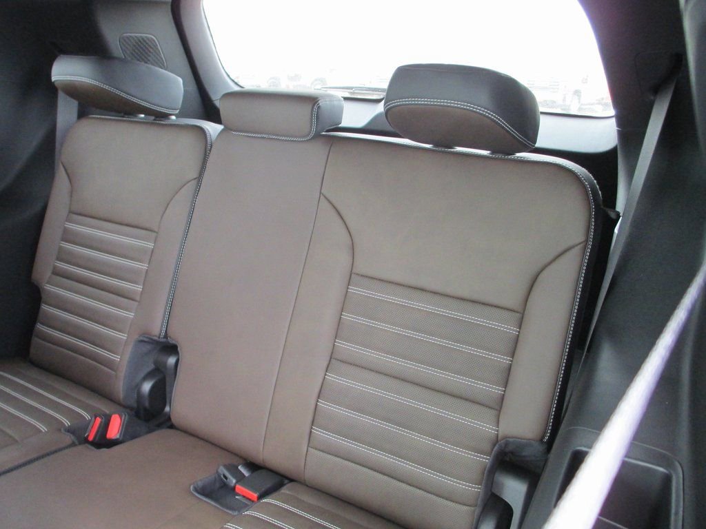 New 2026 GMC Acadia Denali Ultimate AWD/4WD image 12