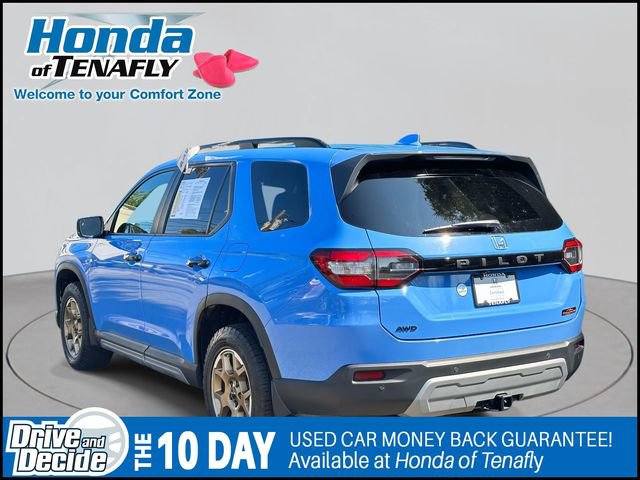 Certified 2024 Honda Pilot TrailSport image 5