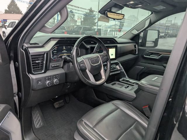 Used 2024 GMC Sierra 2500 Denali w/ Technology Package image 14