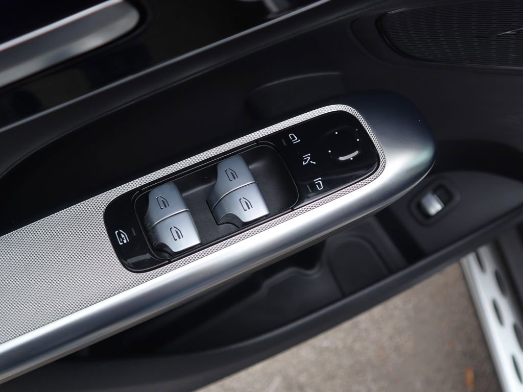 Certified 2024 Mercedes-Benz GLC 43 AMG 4MATIC image 18