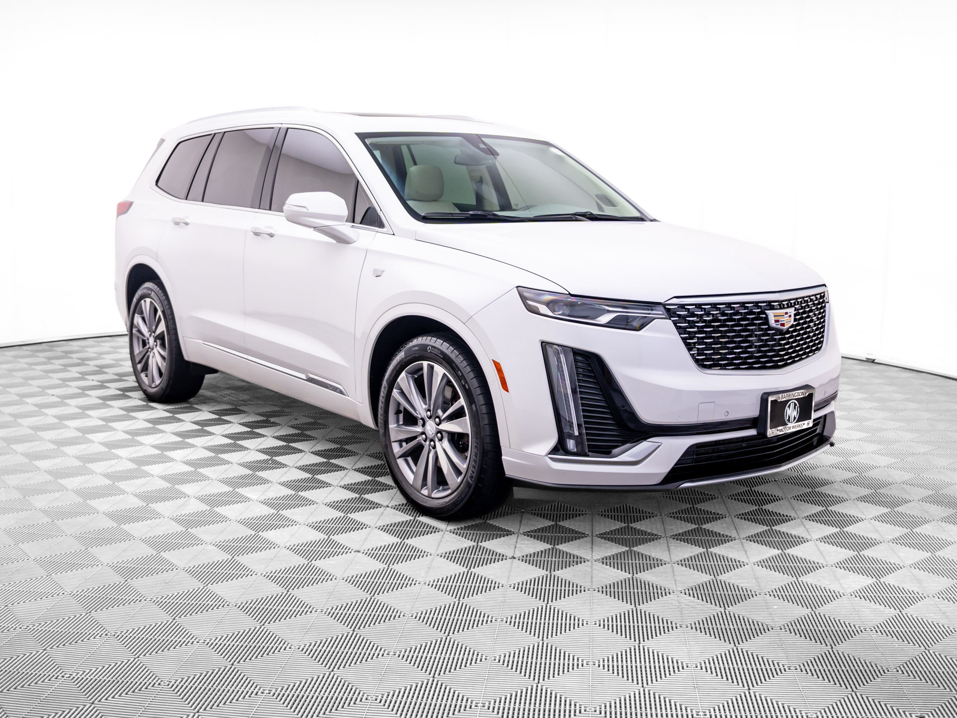 Used 2023 Cadillac XT6 Premium Luxury AWD/4WD image 7