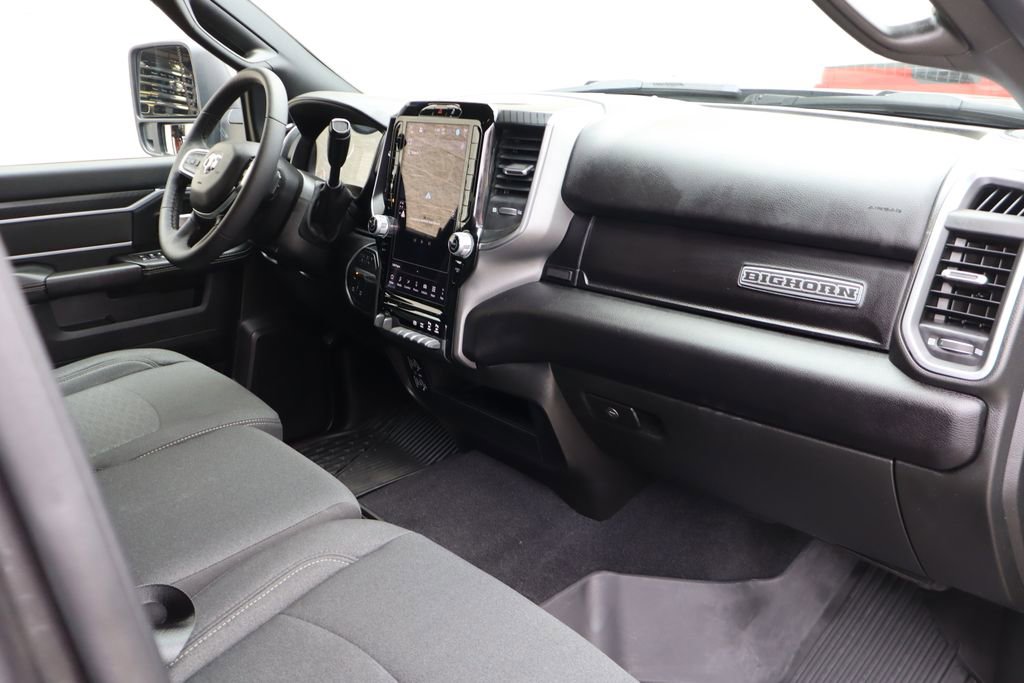 Used 2025 RAM 3500 Big Horn image 35