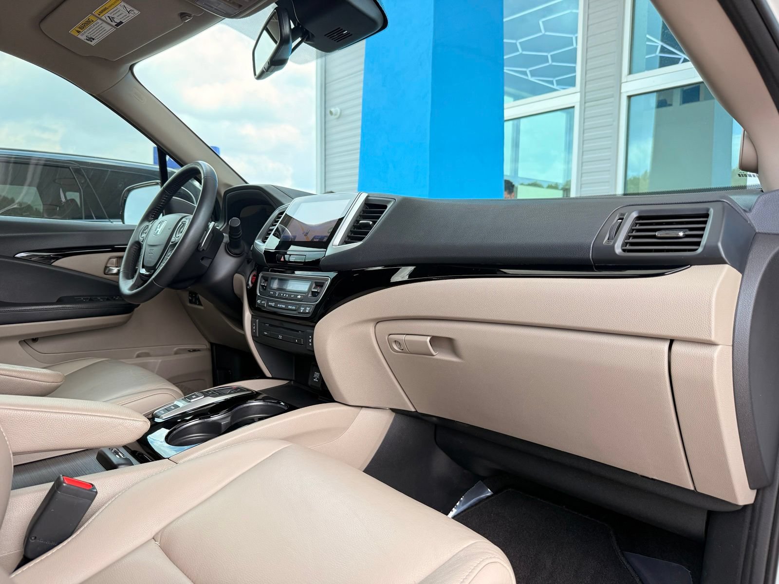 Used 2018 Honda Pilot Touring image 31