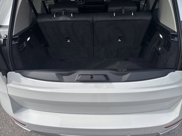 Used 2024 BMW X7 xDrive40i image 55