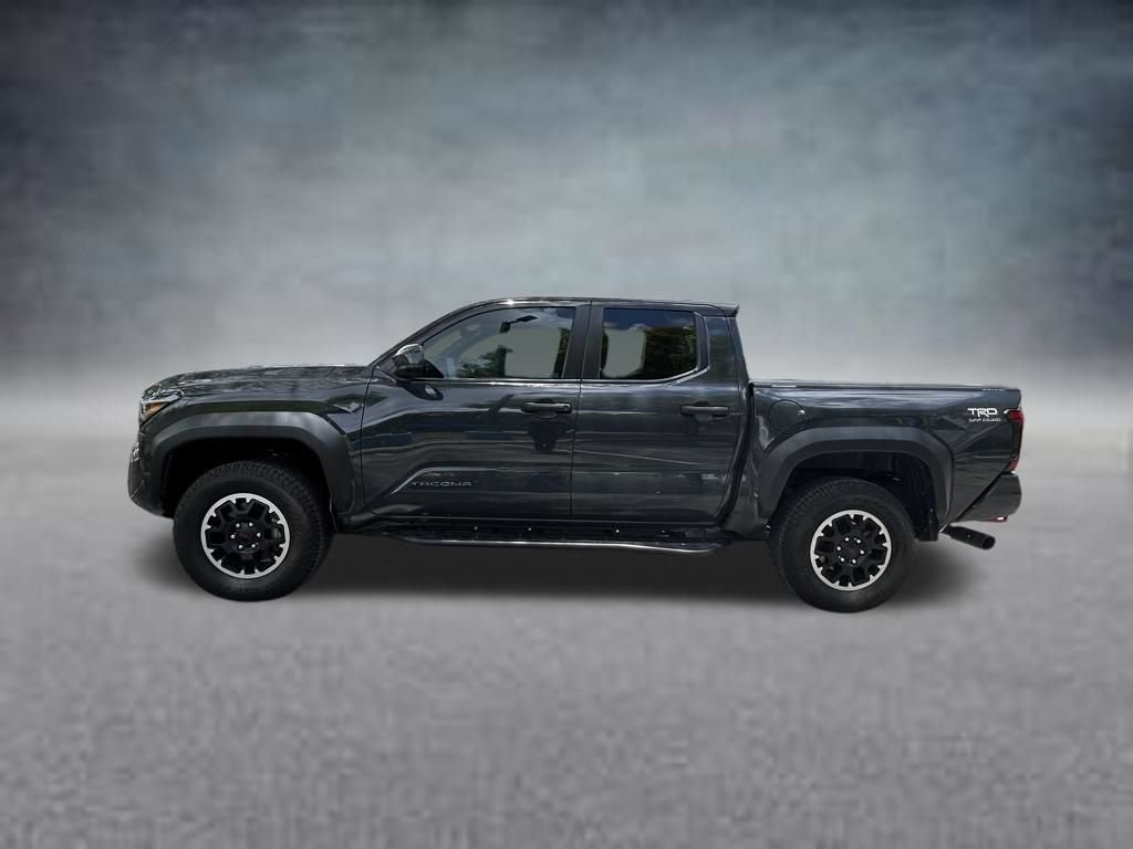 Used 2024 Toyota Tacoma TRD Off-Road AWD/4WD image 4