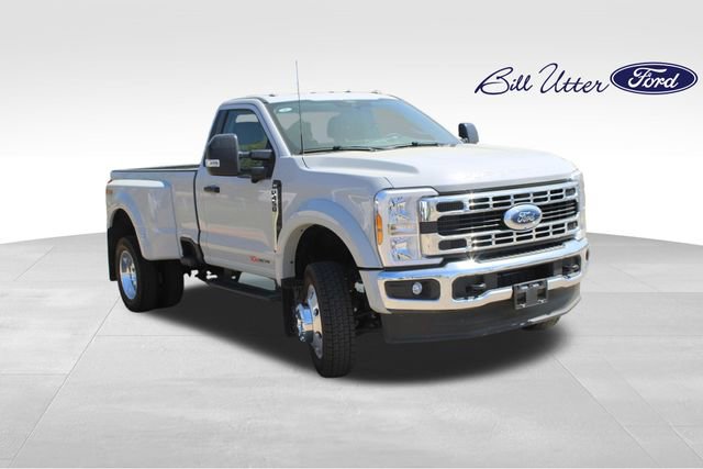 Certified 2025 Ford F450 XLT w/ 360-Degree Camera Package image 3