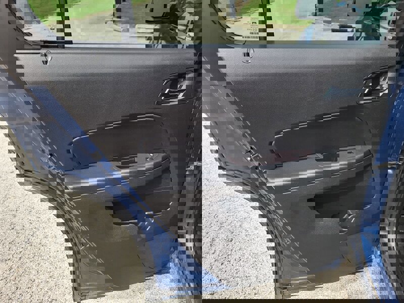 Used 2016 Chevrolet Equinox LT w/ Convenience Package image 17