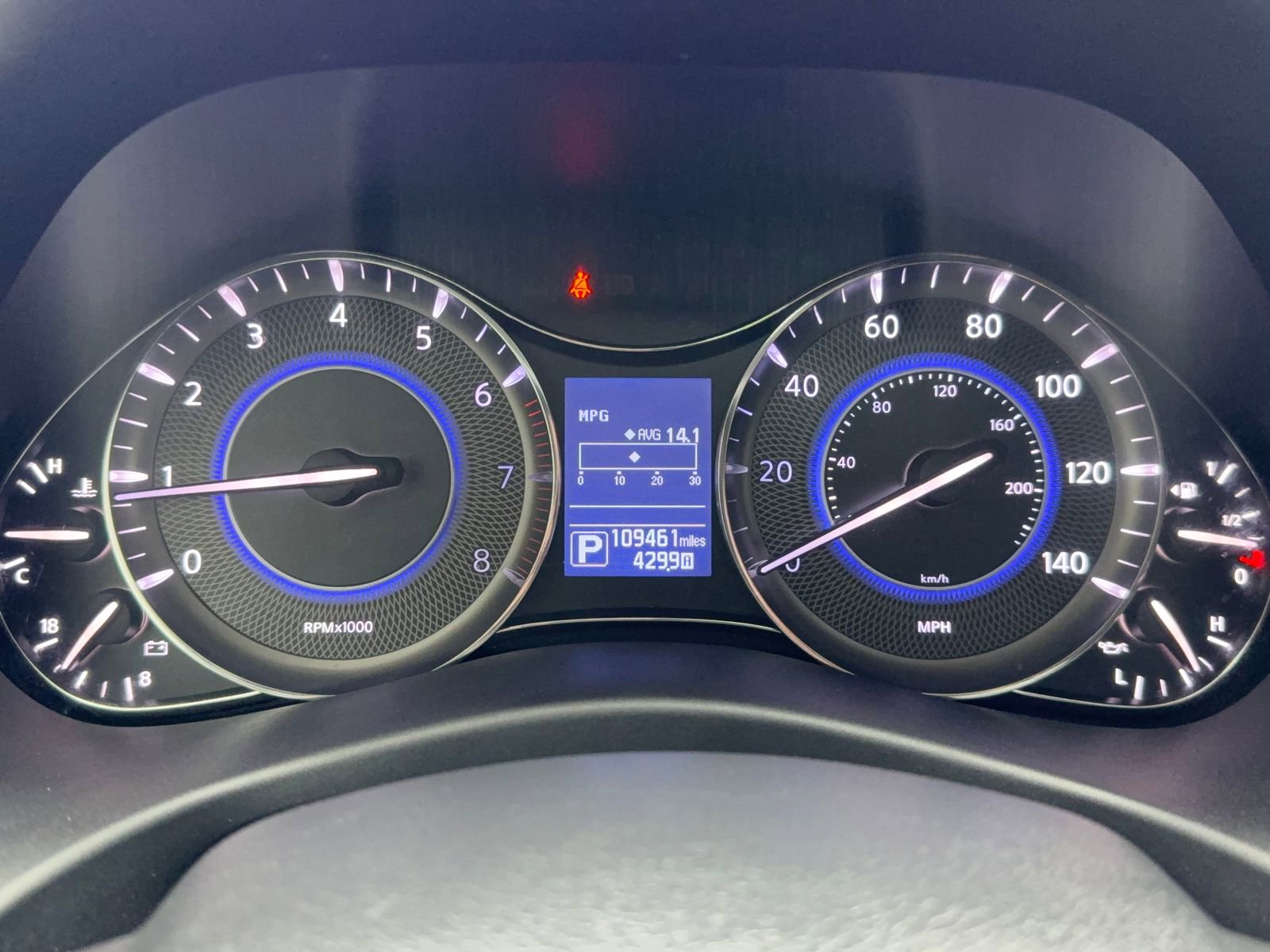 Used 2018 INFINITI QX80 2WD w/ Driver Assistance Package image 22