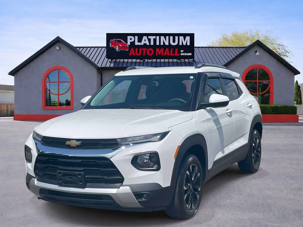 Used 2023 Chevrolet TrailBlazer LT w/ Convenience Package AWD/4WD image 3