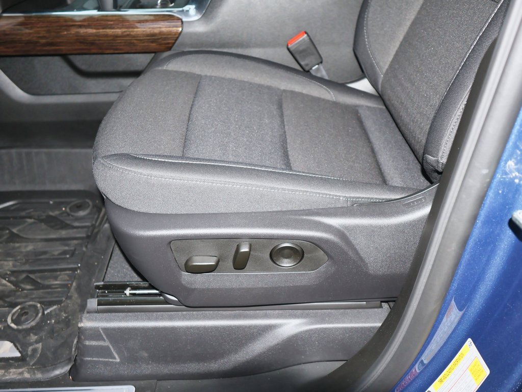 New 2026 GMC Sierra 1500 Elevation image 8