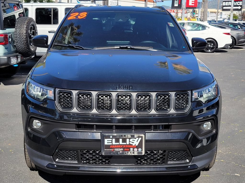 Used 2023 Jeep Compass Latitude AWD/4WD image 29
